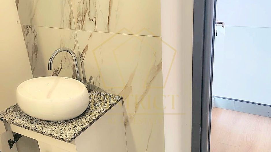 Spatiu birouri open space I Semicentral - Poză 7