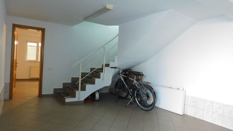 Vilă spectaculoasă de închiriat, parcare 10 locuri, Grădina Botanică - Poză 20