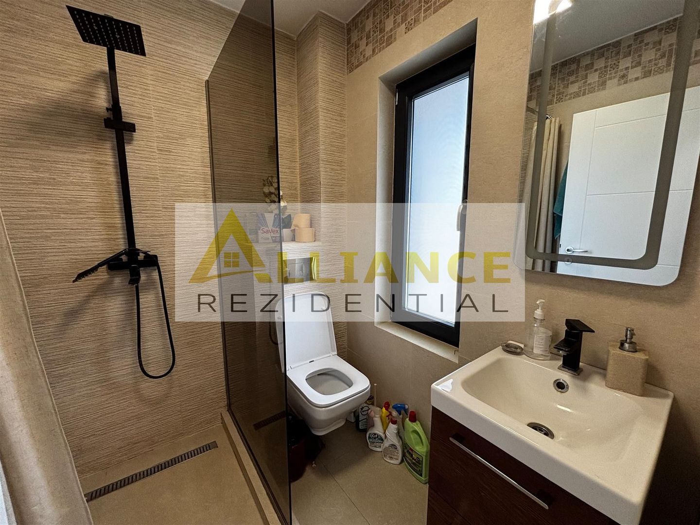 Casa individuala 4 camere  2 băi  mobilat-utilată - Poză 13