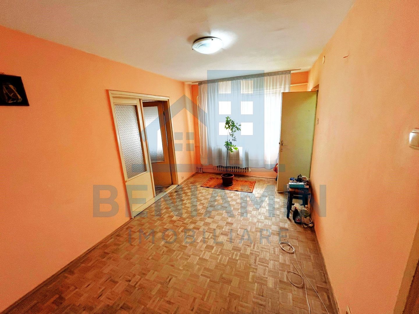 Apartament 2 Camere Disponibil Imediat Cartierul Eroilor - Poză 2