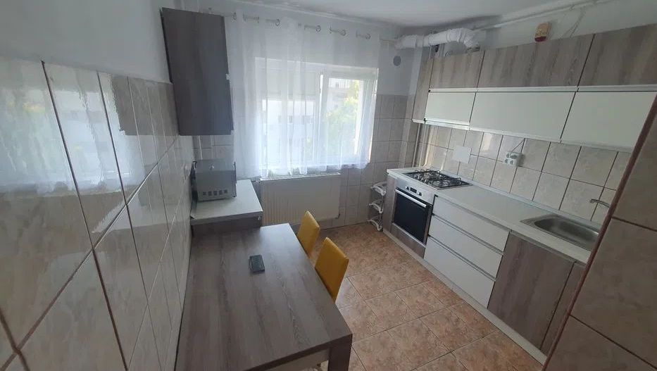 3 camere decomandat Gorjului, lângă metrou, ideal studenți - Poză 8