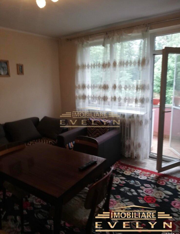 Apartament 4 camere de vanzare , zona Parcul Mihai Eminescu - Poză 1