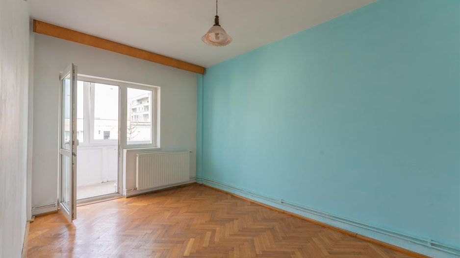 Apartament nemobilat in zona Spitalului Judetean - Poză 4