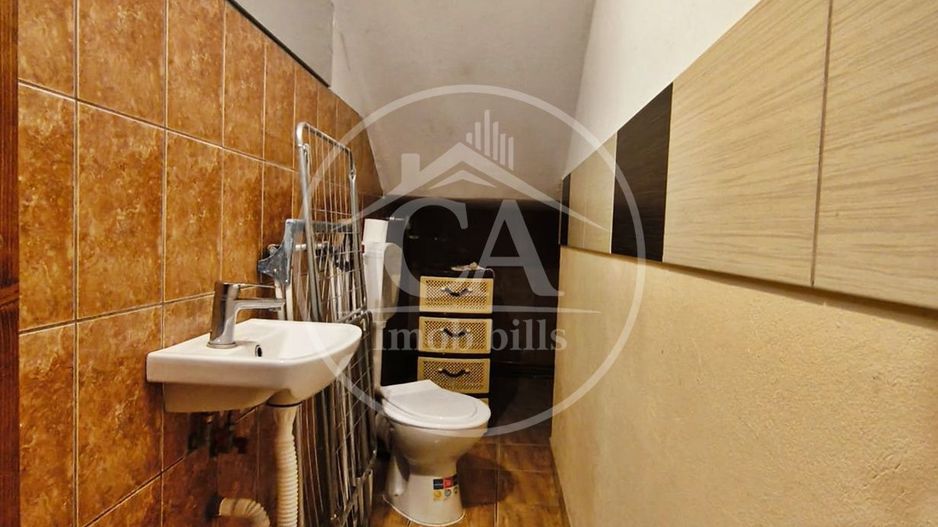 Casa de închiriat cu 6 camere în Cartierul Oncea, Oradea - Poză 22