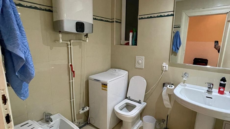 P-ta Victoriei | Decomandat | 2 dormitoare | 2 bai - Poză 7