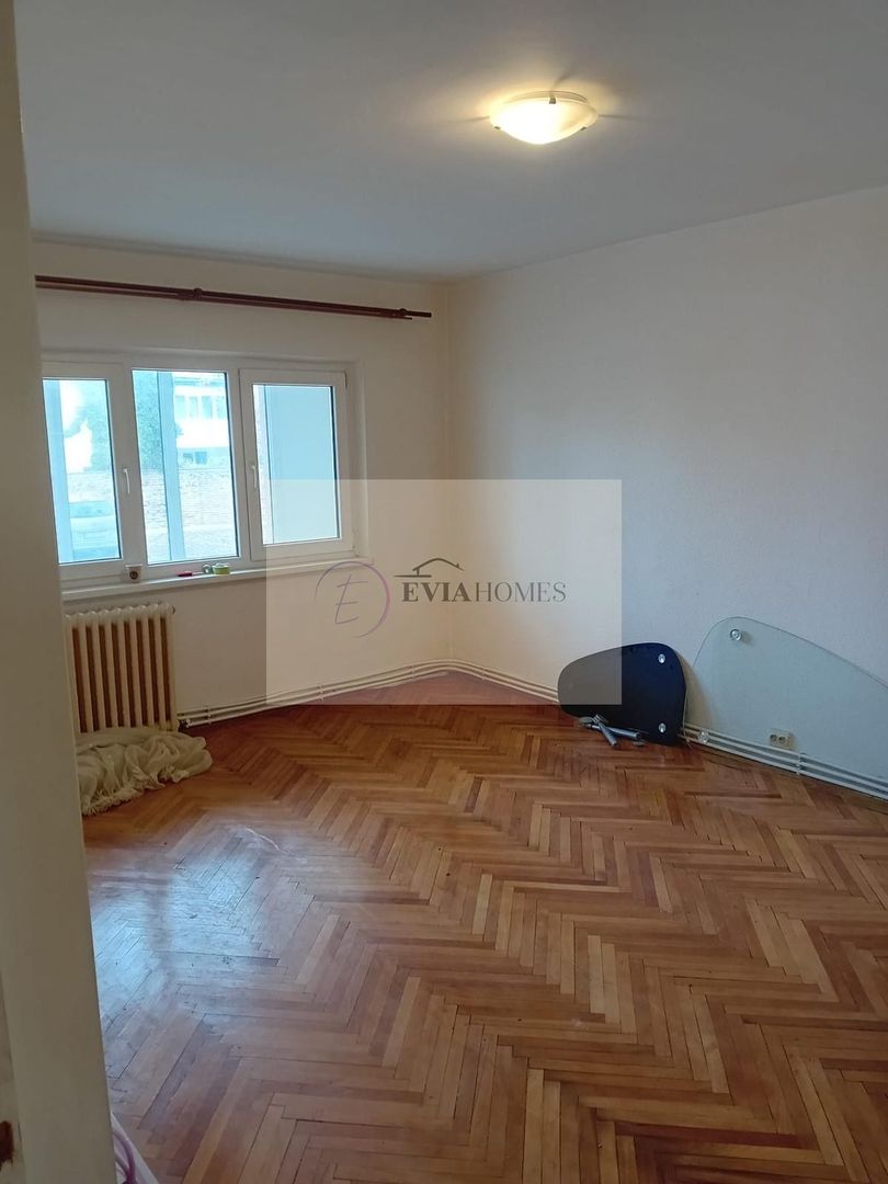 3 camere/ zona Spitalului Militar - Poză 1