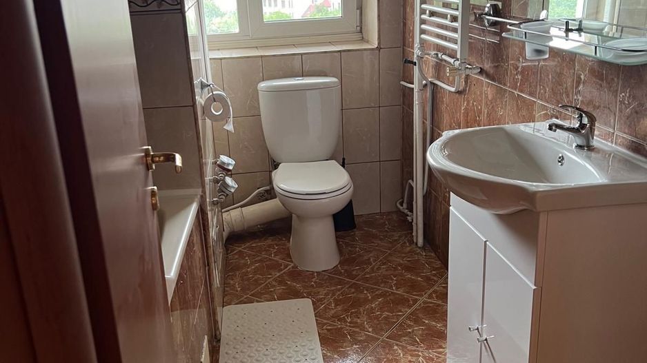 Inchiriere apartament modern cu 2 camere  zona Izvor vedere la parc - Poză 12