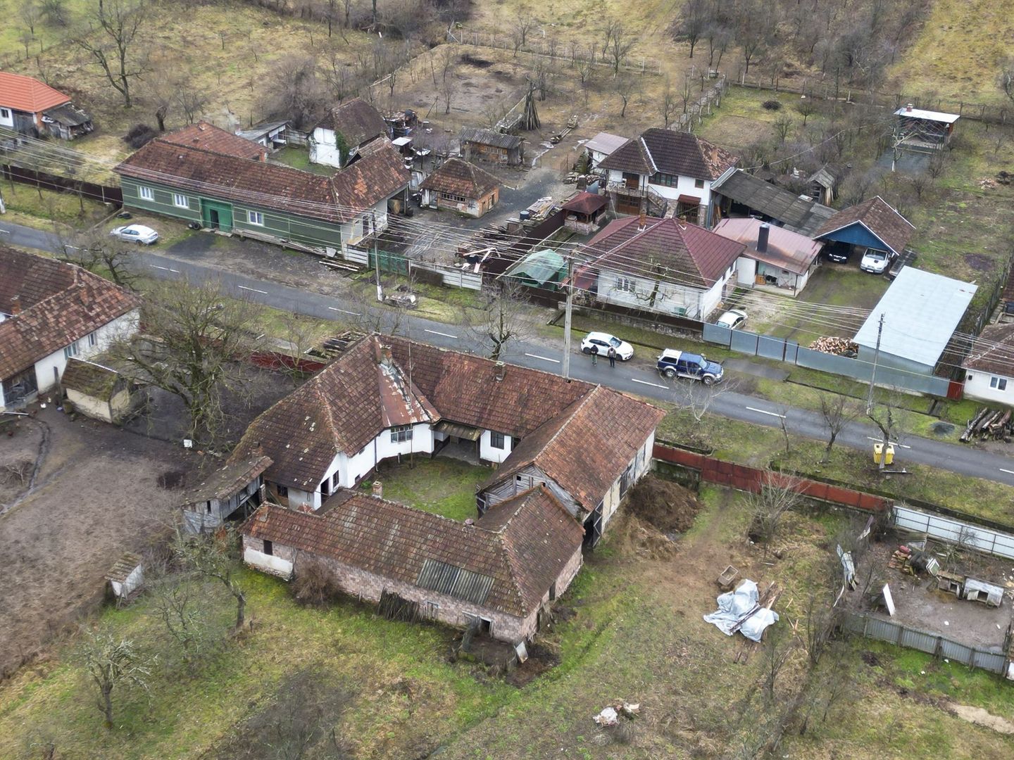 Casă impresionantă, cu anexe în Dezna-Moneasa! - Poză 38