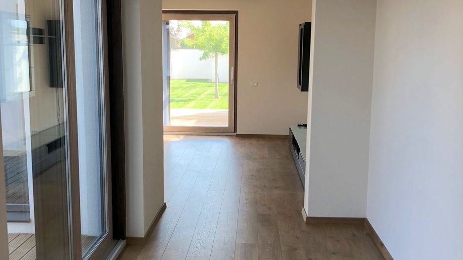 Un camin diferit , gandit pentru nevoile tale. - Poză 4