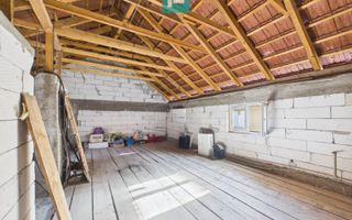 Casă P+E cu două apartamente, zona Drăgășani - Poză 14