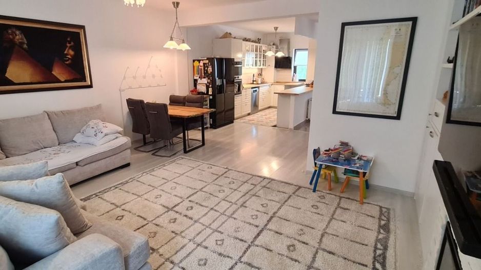 Casă P+1 de vânzare Otopeni - Poză 2