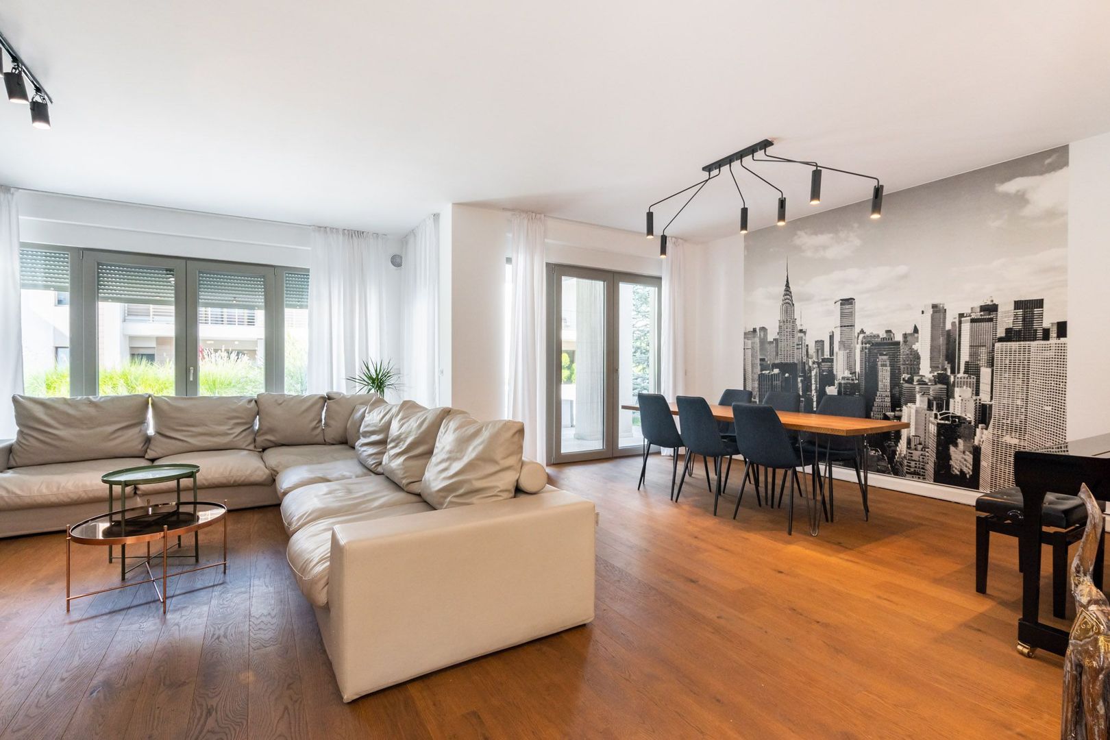 COMISION 0% - Vila eleganta P+2E 380 mp utili, teren 470mp, lac propriu + ponton - Poză 6