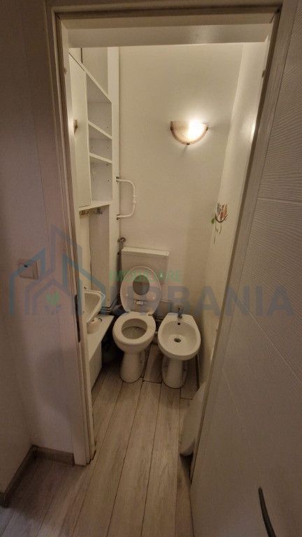 Vând apartament 3 camere, decomandat, in Iasi, str.Vamasoaia, utilat - Poză 11