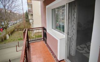 BRASADAS vinde ap 2 cam etaj 1/4 in Carpati 2. - Poză 3