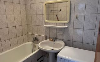 De închiriat garsonieră mobilată, imediat lângă metrou Costin Georgian (100m) - Poză 6