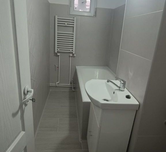 BRASADAS vinde ap 2 cam FINISAT Micro 15 etaj 3/4. - Poză 5