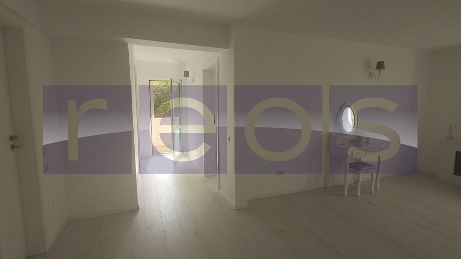 VANZARE VILA 5 CAMERE - DECOMANDATA- PADUREA  BANEASA - Poză 4