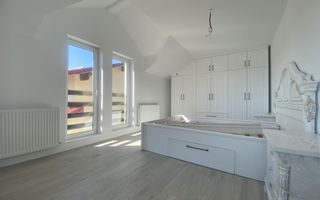 Liniste si confort! Vanzare casa la cheie, luminoasa in Priseaca! - Poză 5