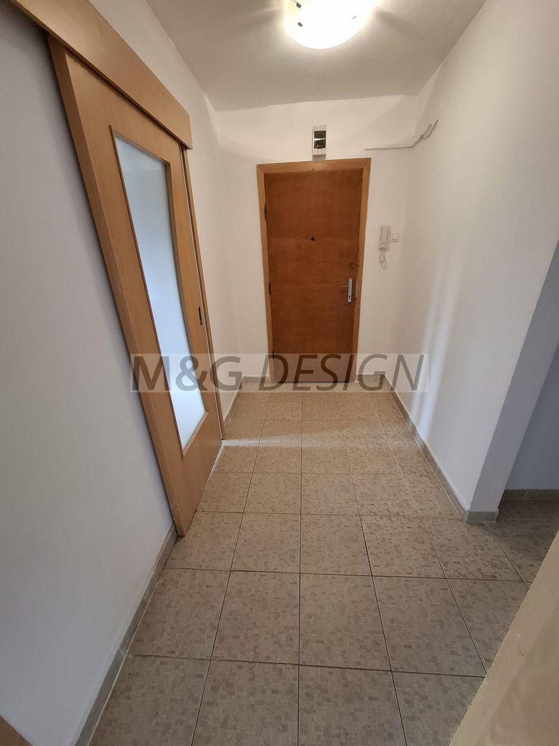 Aradului, 3 camere decomandat, 2 bai - Poză 16