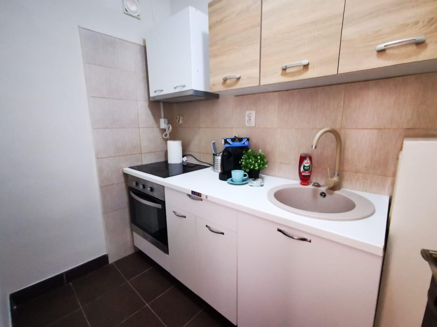 APARTAMENT 1 CAMERA - Poză 4