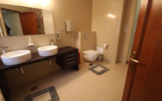 Casa pretabila birouri, camin de batrani - Poză 25