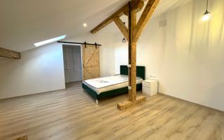 Apartament cu 3 camere, balcon si scara interioara - Poză 10