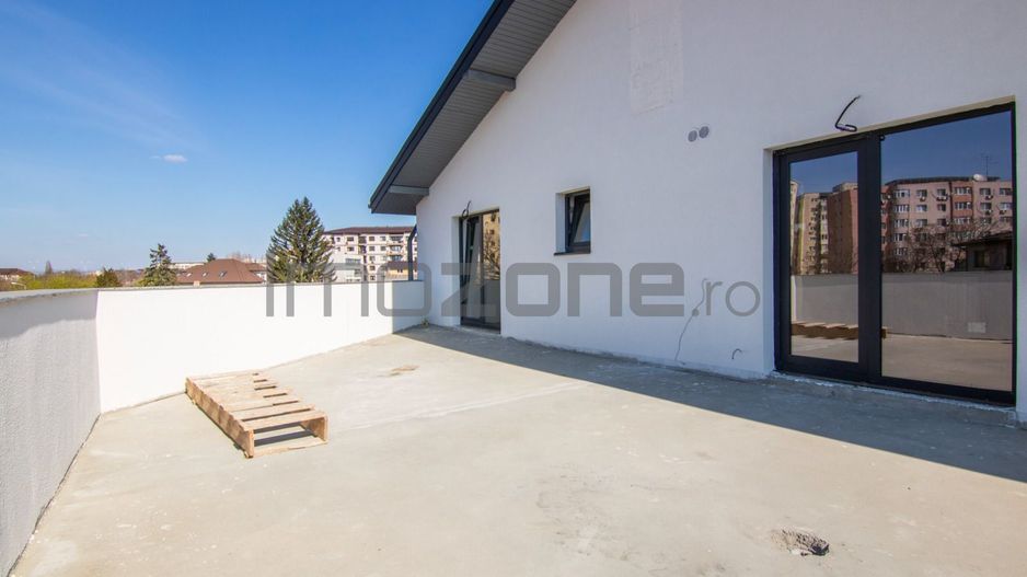 4 Camere/ Crangasi/ 210mp/ Terasa Panoramica/ Finisat Complet/ Parcare Inclusa - Poză 12