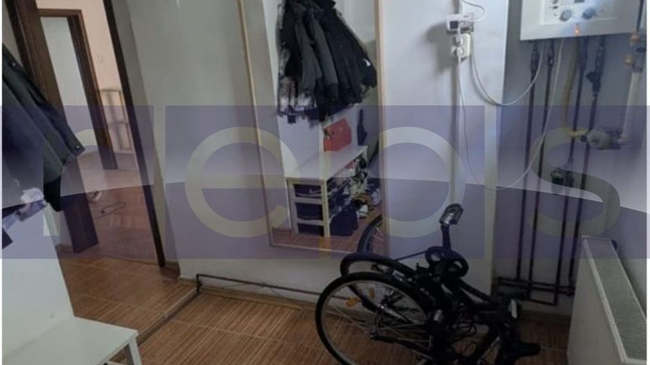 VANZARE  3 CAMERE  IN  VILA INTERBELICA  –PIATA VICTORIEI - Poză 8