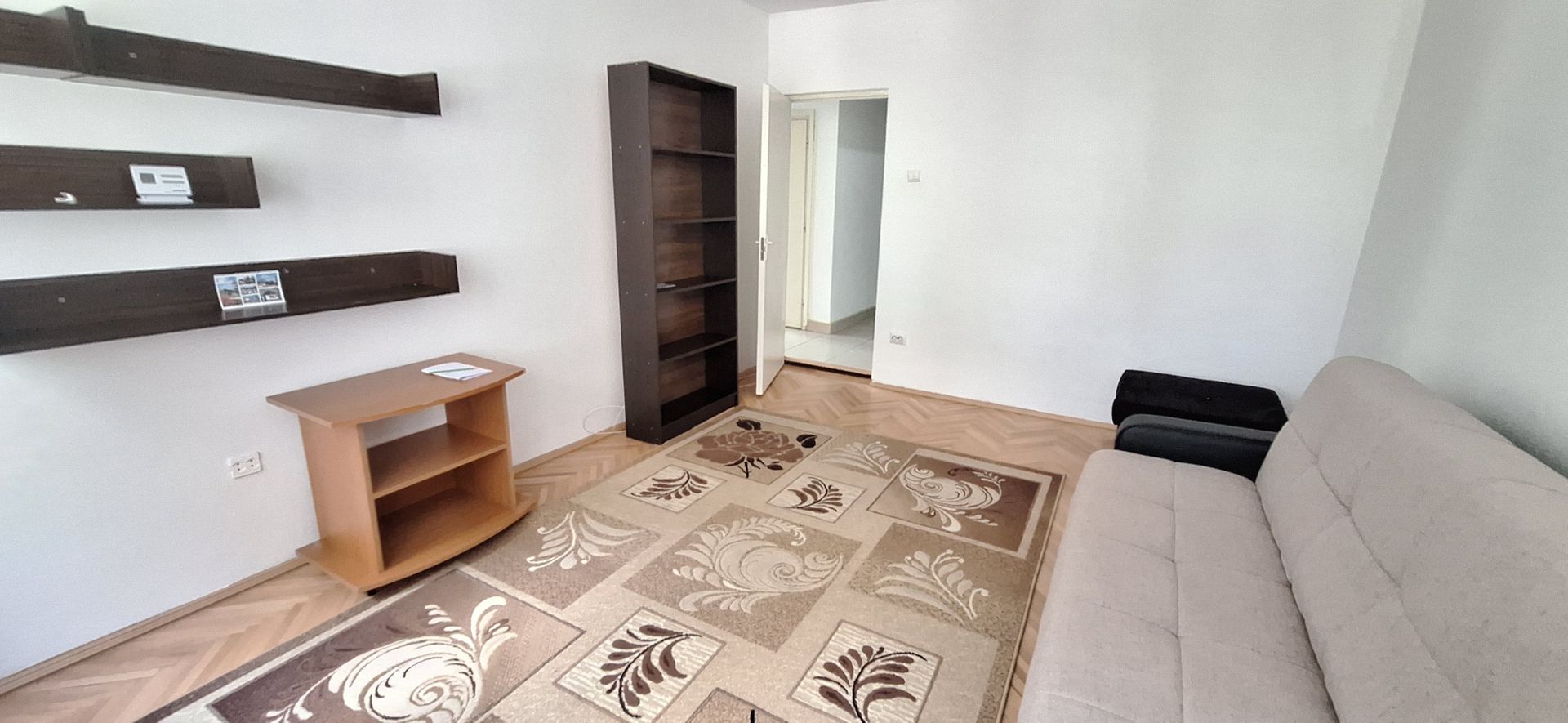 Apartament 2 camere. Zona centrala! - Poză 3
