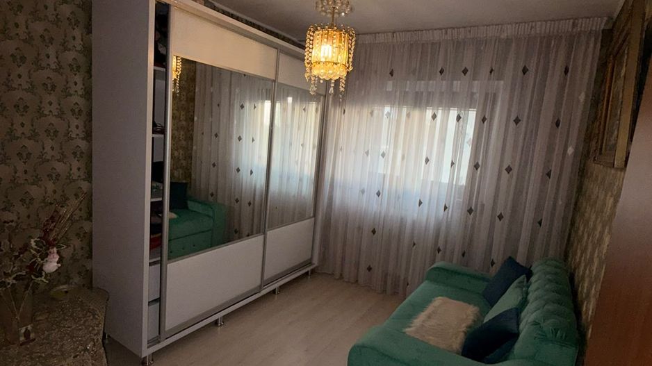 Apartament 4 camere de vanzare Crangasi - Poză 16