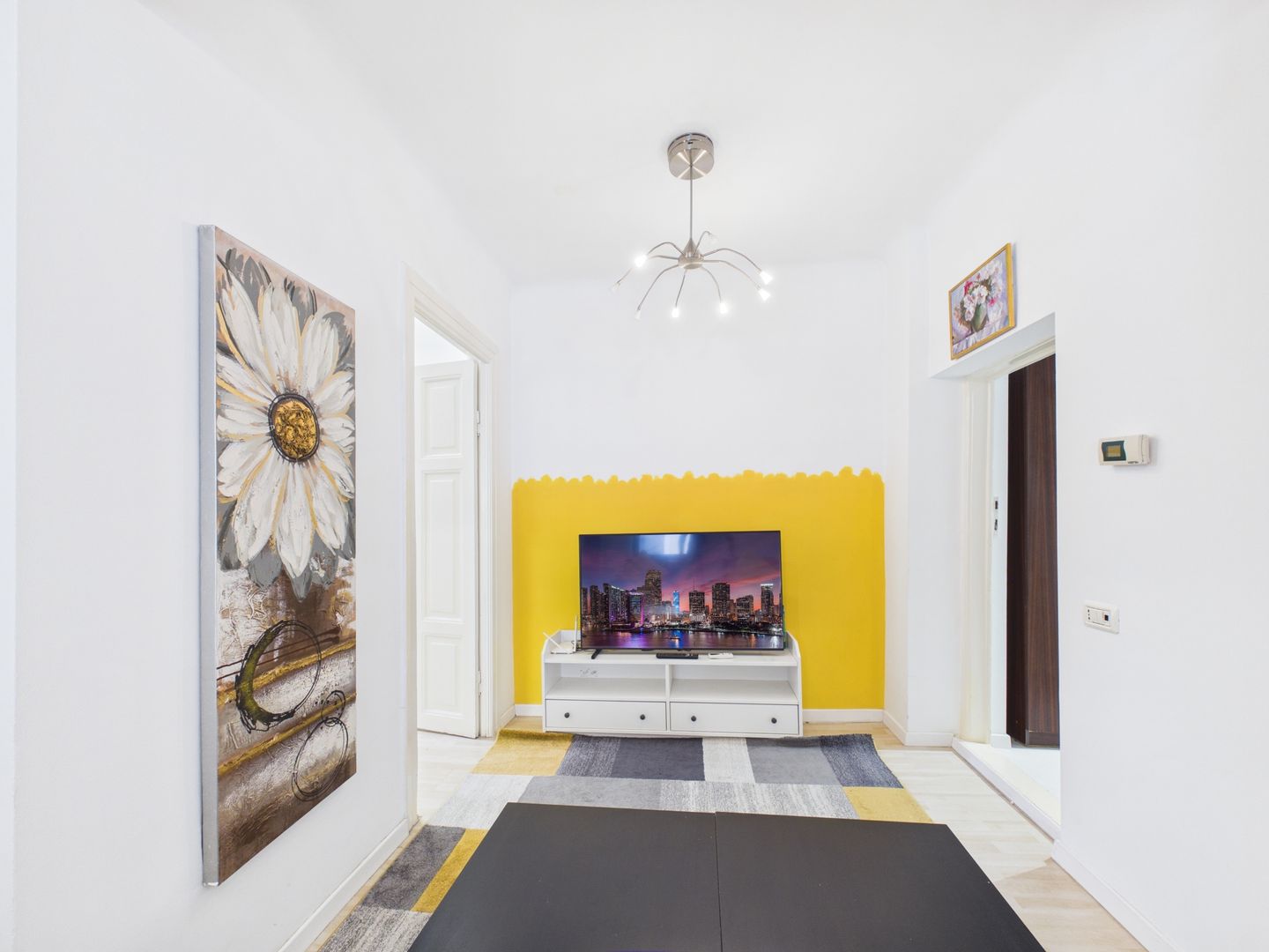 Apartament 2 camere în vilă istorică | Kiseleff | curte | 7 min metrou - Poză 4