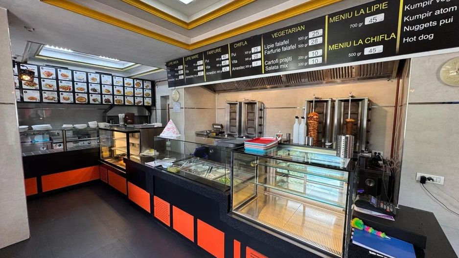 Spatiu comercial de inchiriat - Poză 2