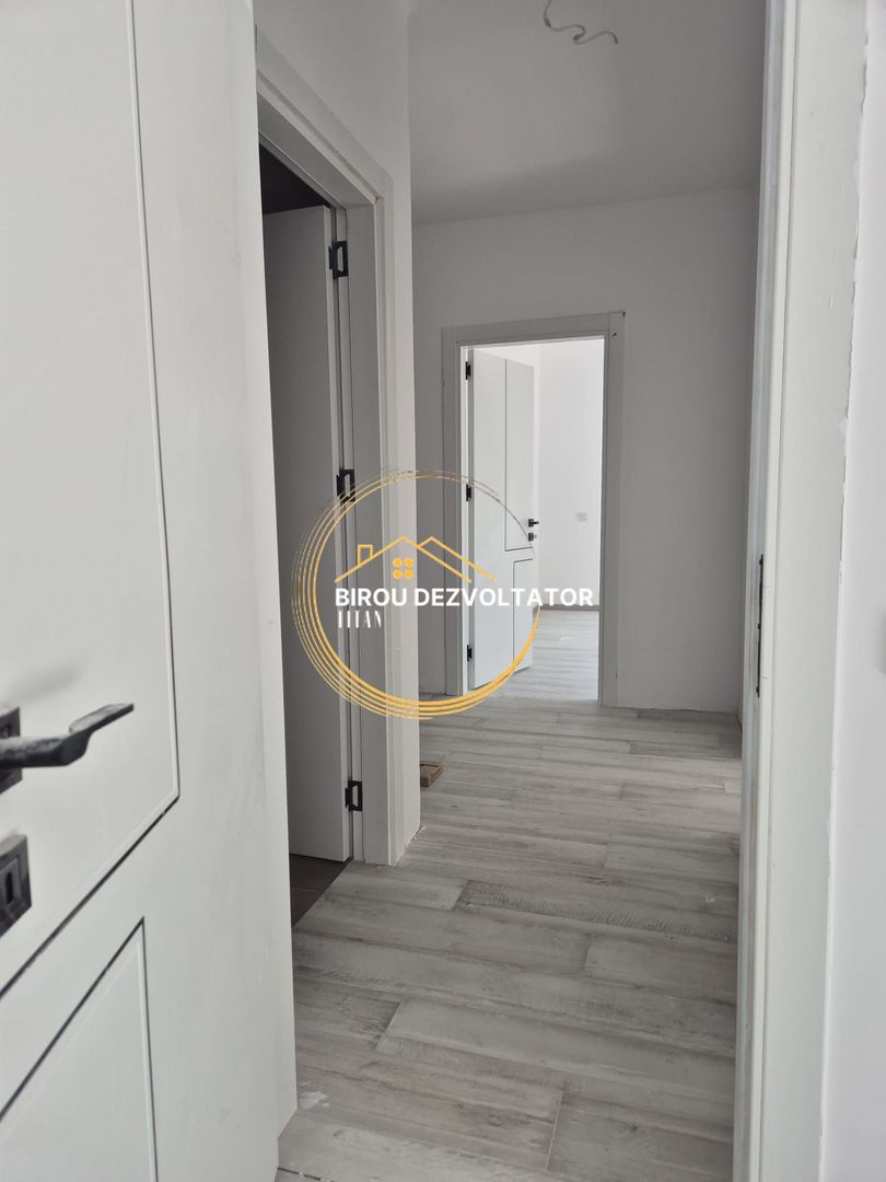Decomandat Parcare bonus 2 bai Metrou Teclu Ikea Titan Ansamblu modern - Poză 8