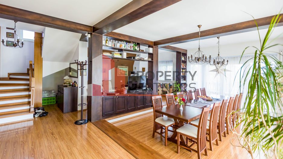 Vilă in Bran cu teren de 28.000 mp și priveliște spectaculoasa - Poză 7