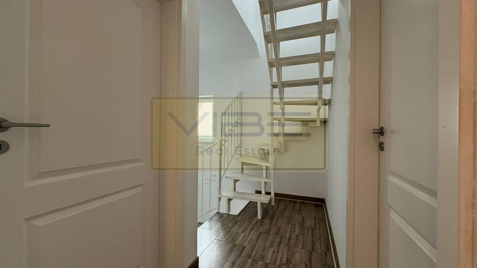 Casa de tip triplex Bucium - Soseaua Barnova - Poză 24