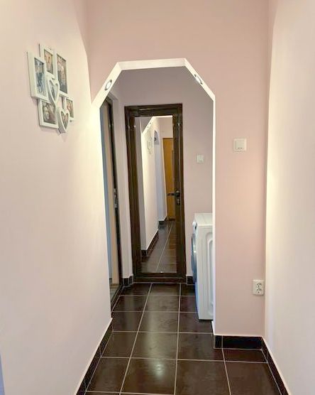 De vanzare apartament cu 3 camere, micro 38, et. 3, 63.000 euro - Poză 5