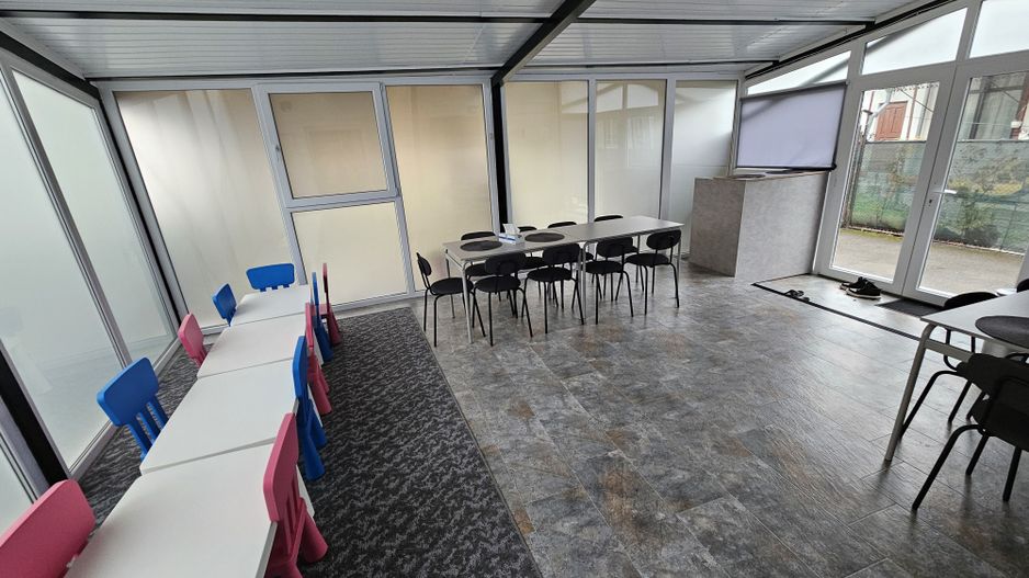 Spatiu de inchiriat 120 mp utili Campina central! - Poză 9