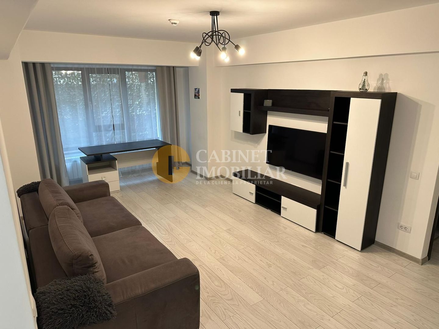 Apartament 2 camere-etaj intermediar- Rond Mall Moldova - Poză 1