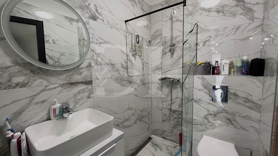 Apartament etaj intermediar | Zona Eroilor | parcare inclusa - Poză 5