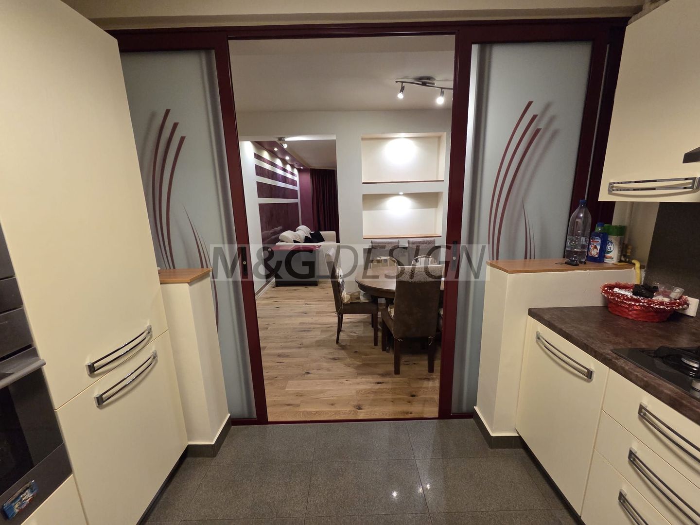 Apartament la Vila de inchiriat 3 camere prima inchiriere totul Lux. - Poză 17