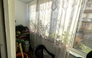 Apartament cu 2 camere + boxa la subsol de vânzare, zona Lipovei - Poză 13