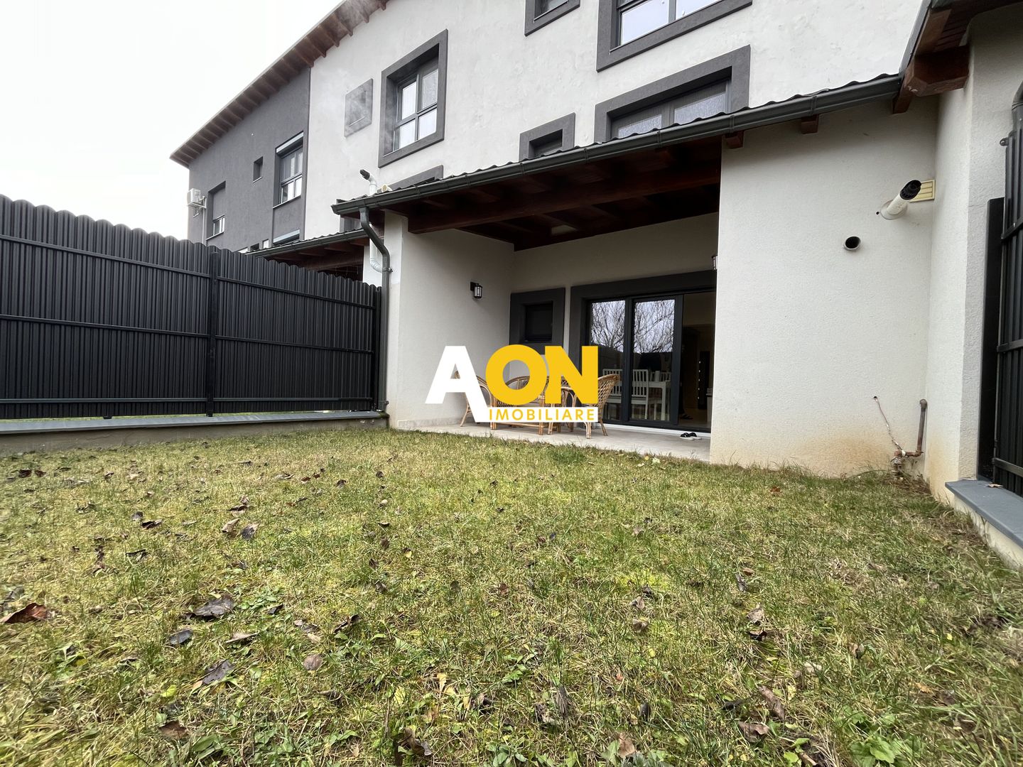 Casă înșiruită, P+E+M, 5 Camere, Zona Micești - Poză 1