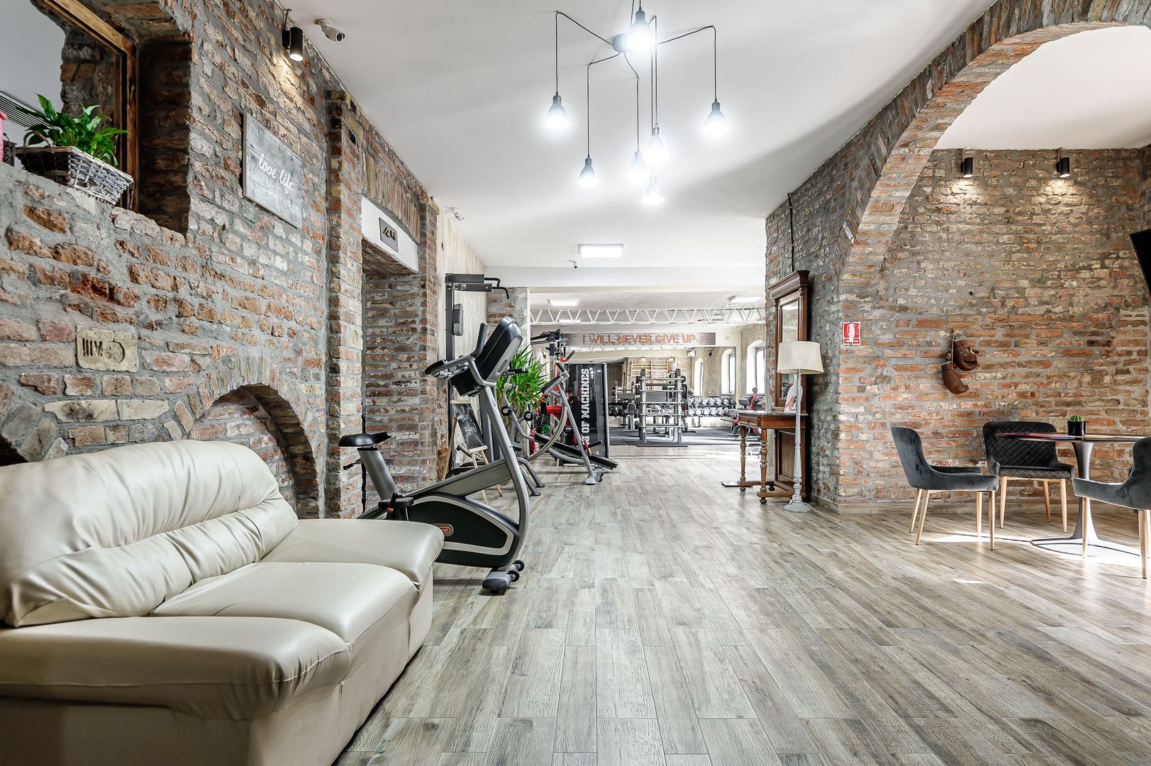 Sala de sport Chisineu Cris - Poză 2