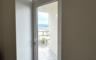 Inchiriere apartamnt cu 3 camere spatioase zona centrala + parcare - Poză 9