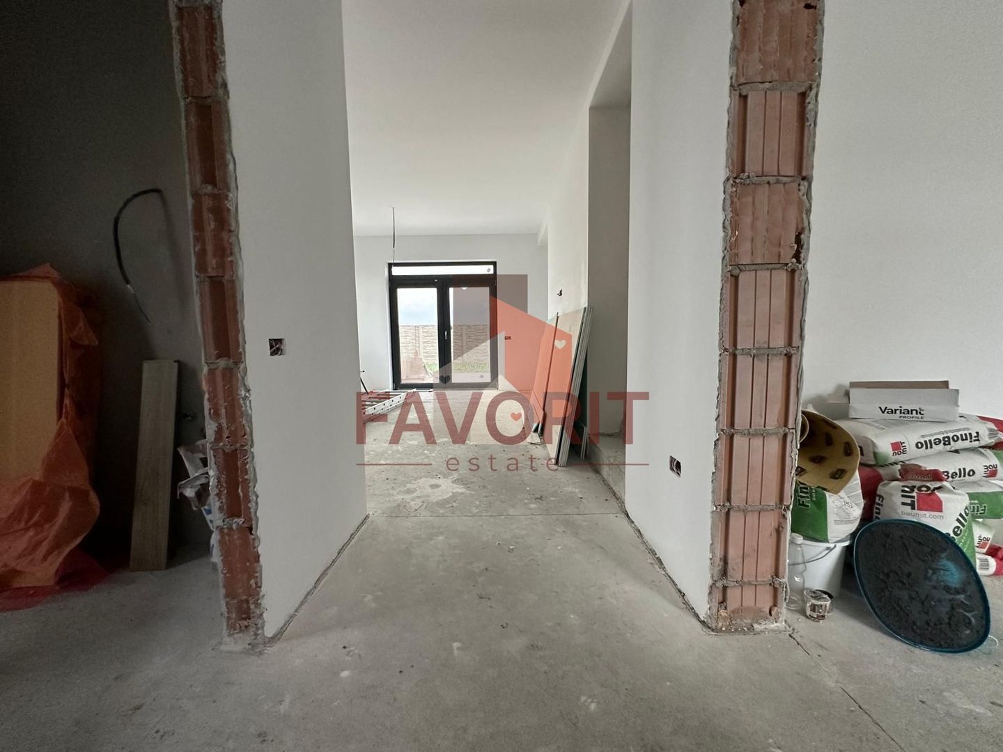Duplex | Parter + Etaj | Toate utilitatile | Curte generoasa | - Poză 8