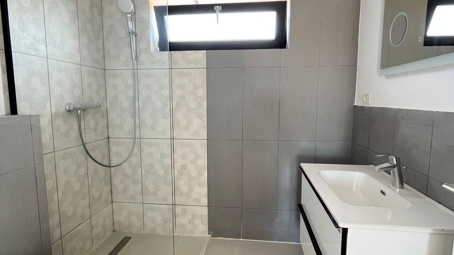 Casa individuala 5 camere, teren 704 mp - 163 mp utili, cel mai mare din zona - Poză 16