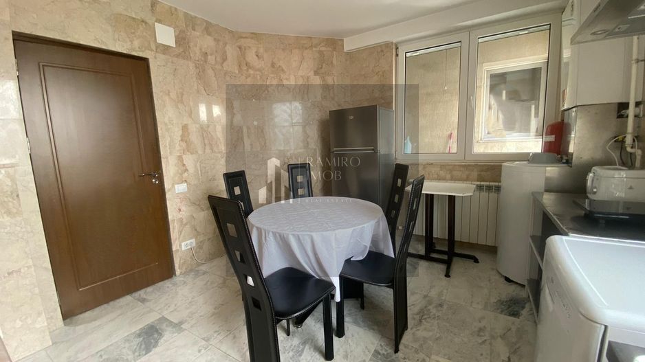 Apartament 220mp utili +terasa 210mp -bloc2010 Unirii -Pasaj Marasesti - Poză 10