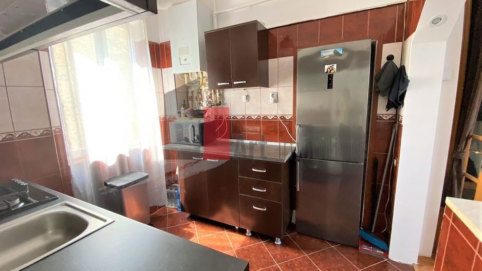 Apartament 3 camere in vila, curte comuna - Calea Mosilor - Poză 13