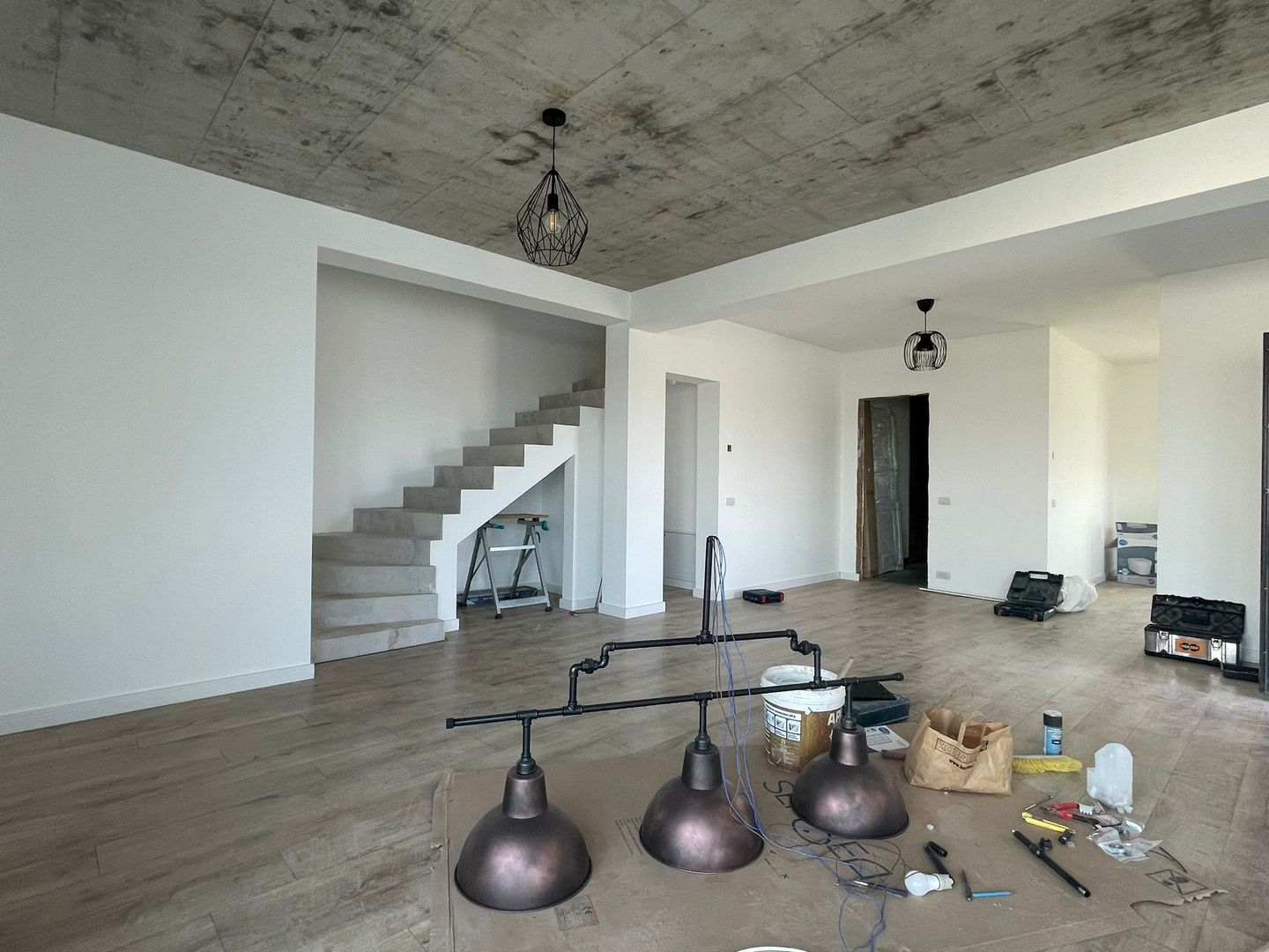 Duplex cu arhitectura deosebita - Mosnita Noua - Poză 3