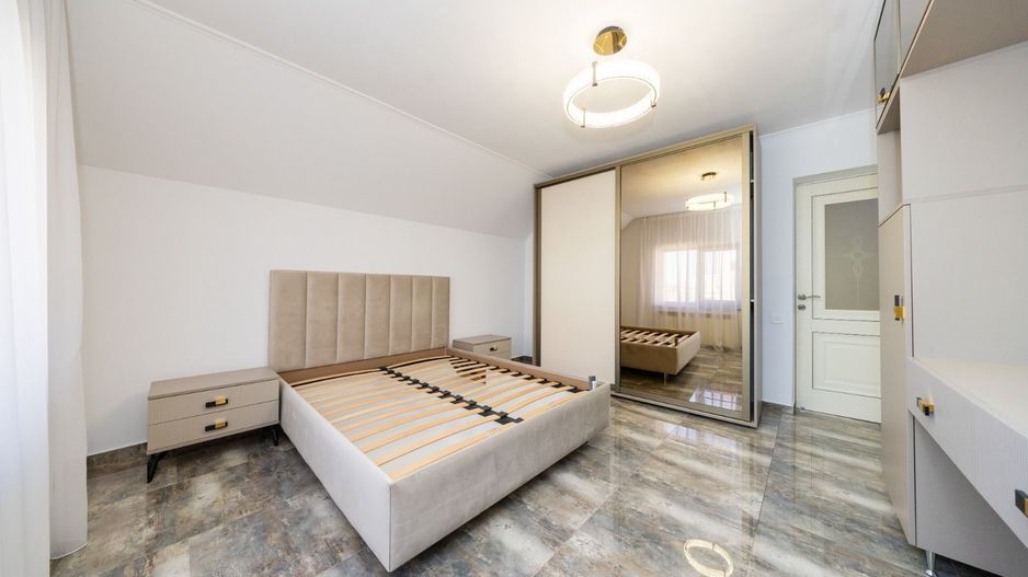 Casa 6 dormitoare+4 bai -1500 mp teren-Sacele - Poză 21